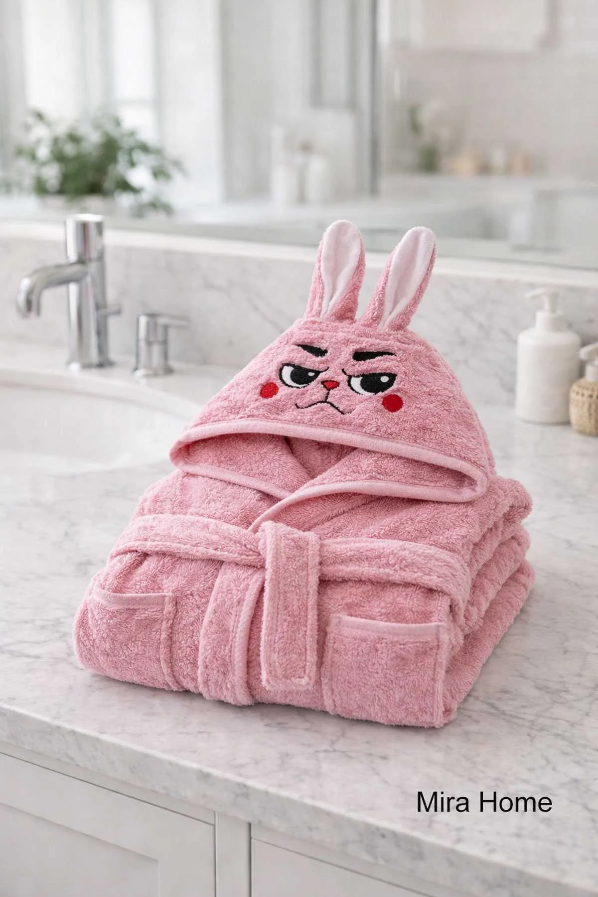 Pembe Tavşan Nakışlı Kulaklı Bebek ve Çocuk Bornozu - Mira Home Görsel 2