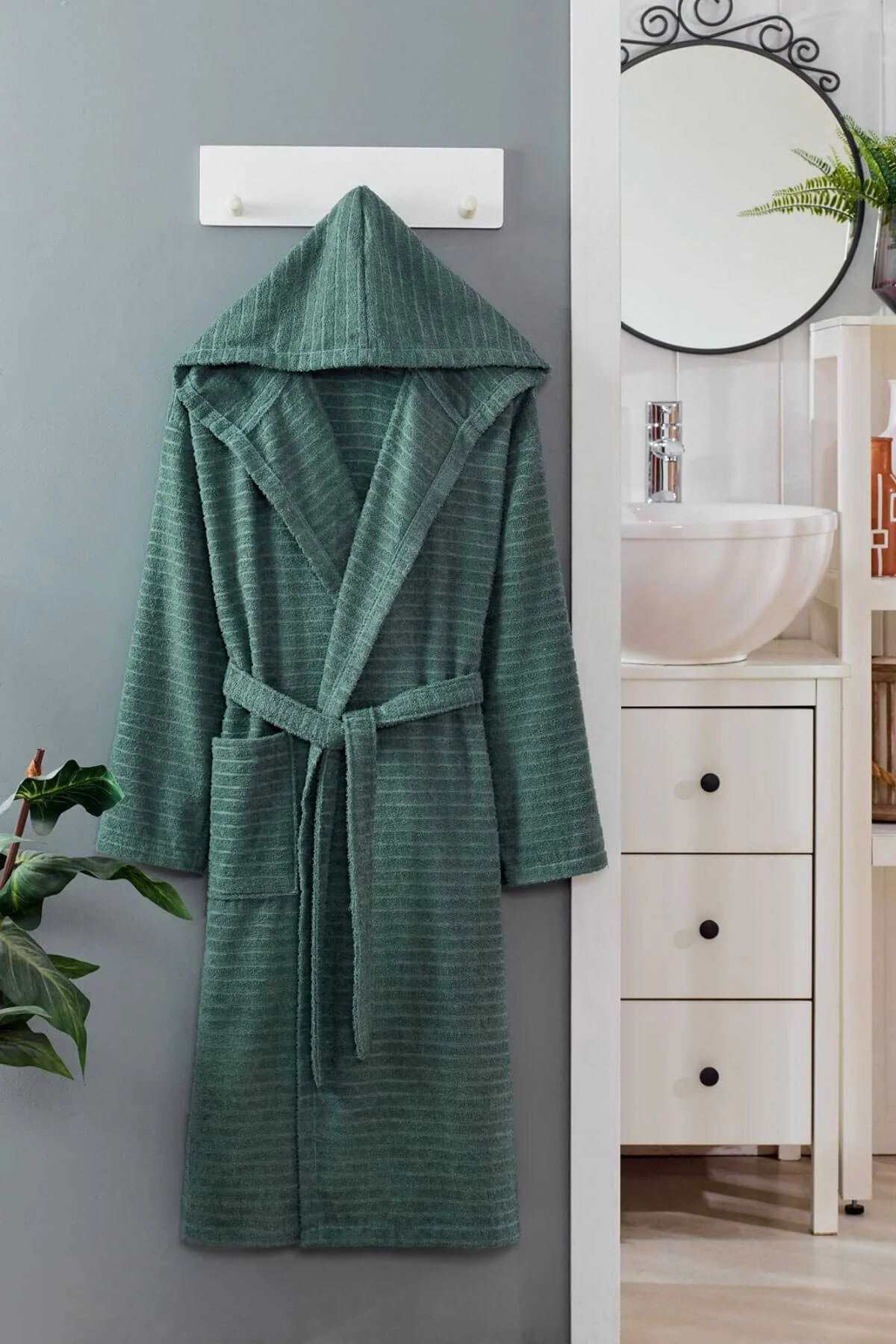 Kapüşonlu Unisex Banyo Bornozu &amp;#37;100 Soft Pamuklu Yeşil