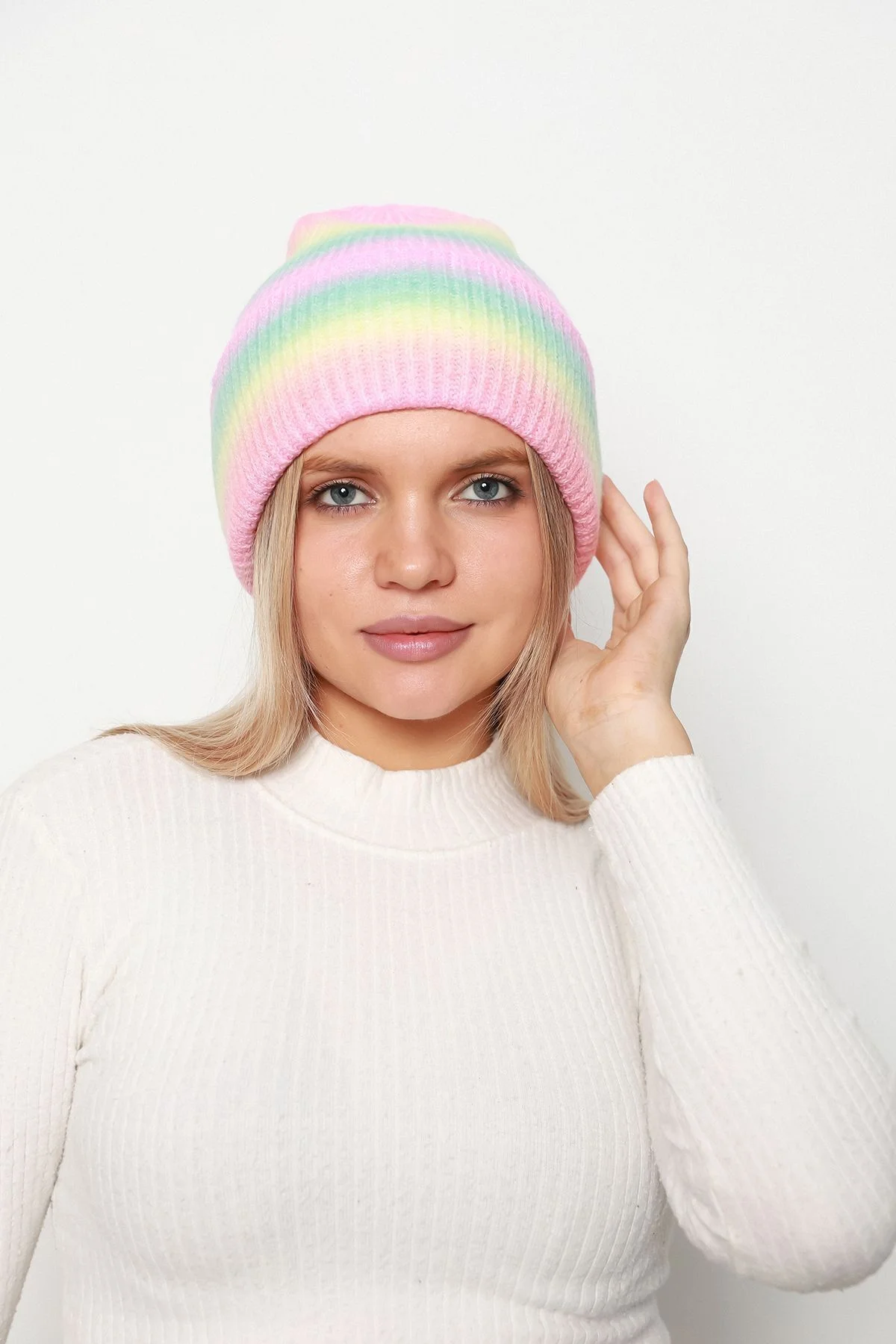 Pastel Tonlarda Çizgili Renk Geçişli, %100 Yün Desenli Yumuşak Örgü Bere Bere1132 - Luminos Butik Görsel 6