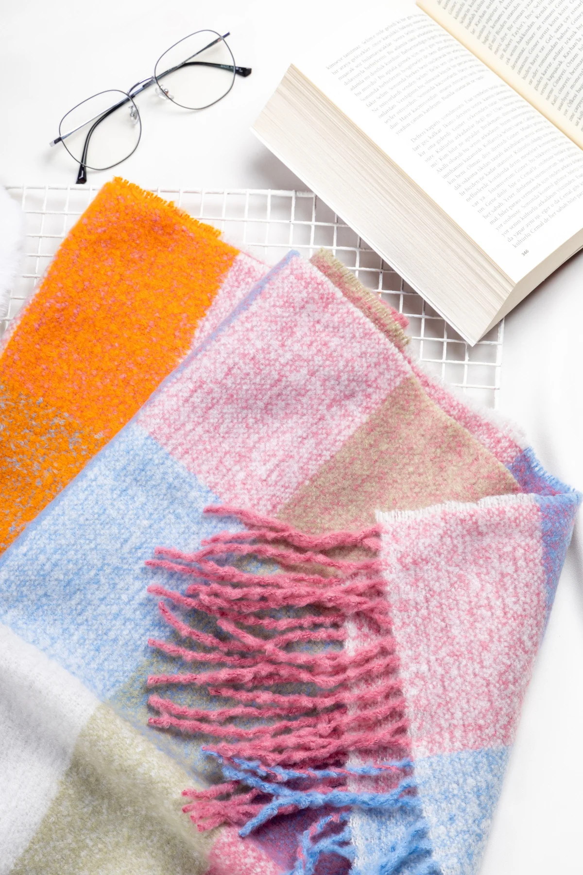 Pembe Kare Desenli Püsküllü Kalın Sıcak Tutan Şık Kışlık Atkı Sal1292 - Luminos Butik Görsel 5