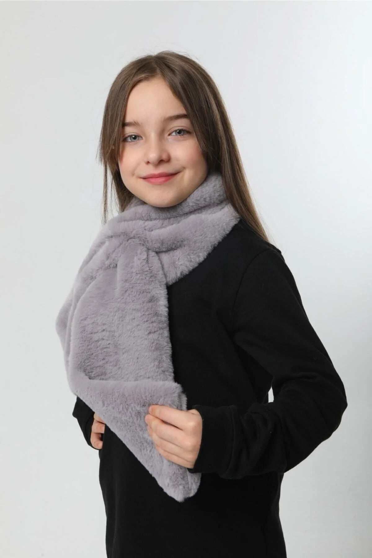 Kız Çocuk Antrasit Peluş Kaşkol Boyunluk Atkı Byn001 - Luminos Butik Görsel 6