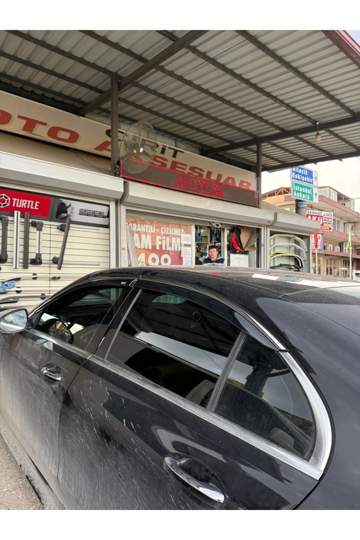 Mercedes C Serisi W206 2021 ve Sonrası Kromlu Cam Rüzgarlığı - Niken Görsel 4