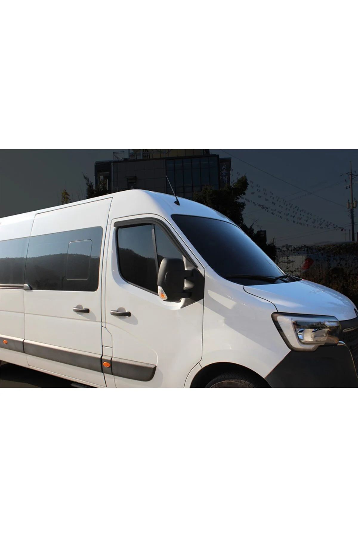Renault Master 2018-2025 Arası Cam Rüzgarlık OEM (Made in Korea) - OTOCİRİT Görsel 3