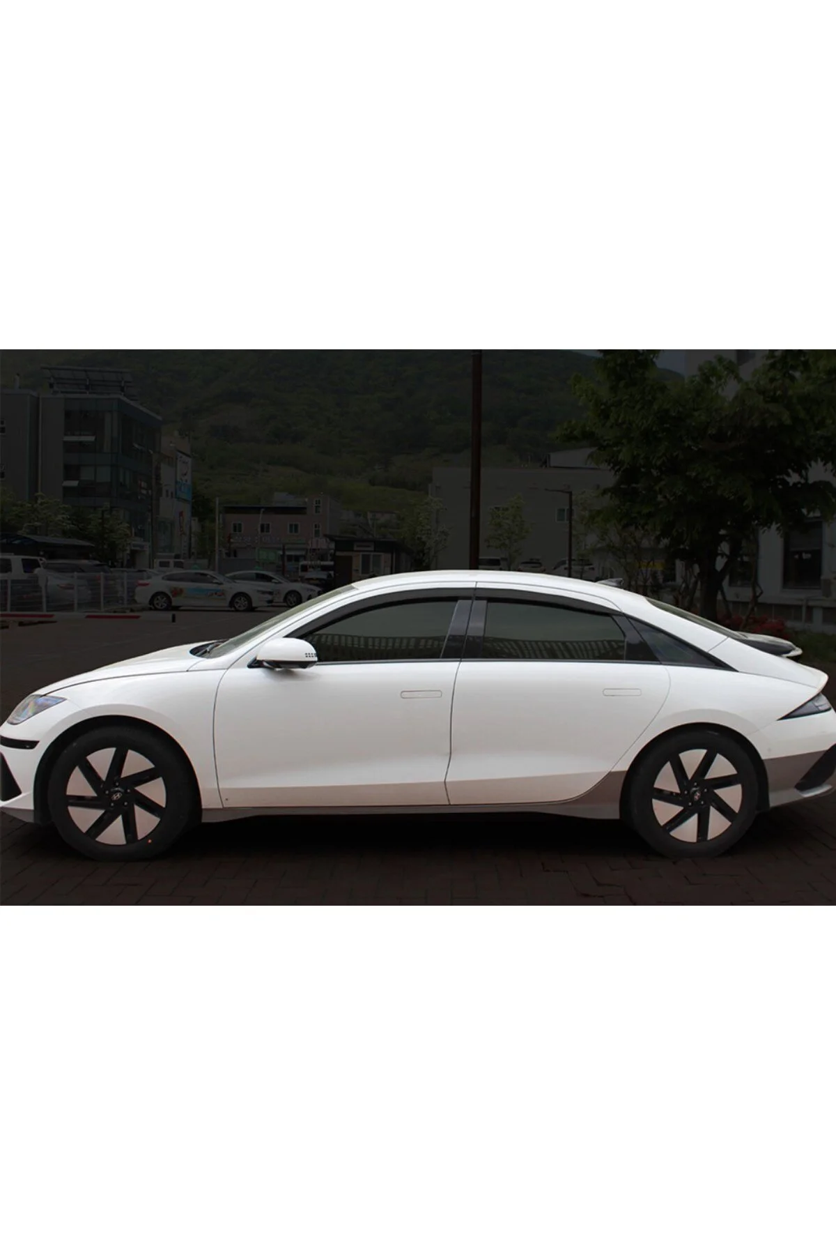 Hyundai IONIQ 6 2021 ve Sonrası Cam Rüzgarlık OEM (Made in Korea) - OTOCİRİT Görsel 3