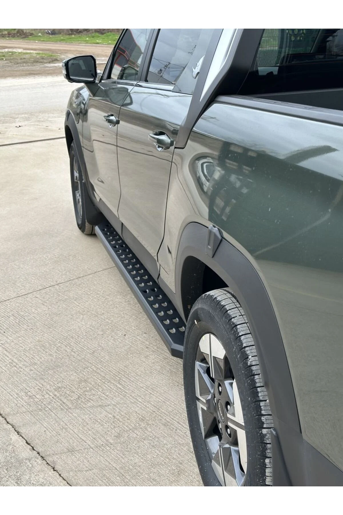 KGM Musso EV Model Uyumlu Yan Basamak Seti Q30 - AQM4WD Görsel 3