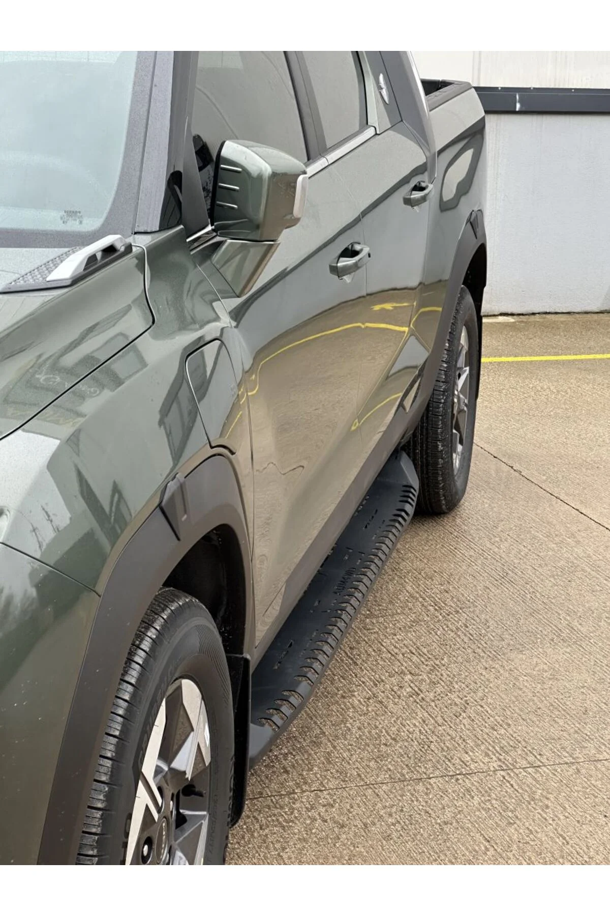 KGM Musso EV Model Uyumlu Yan Basamak Seti S30 - AQM4WD Görsel 3