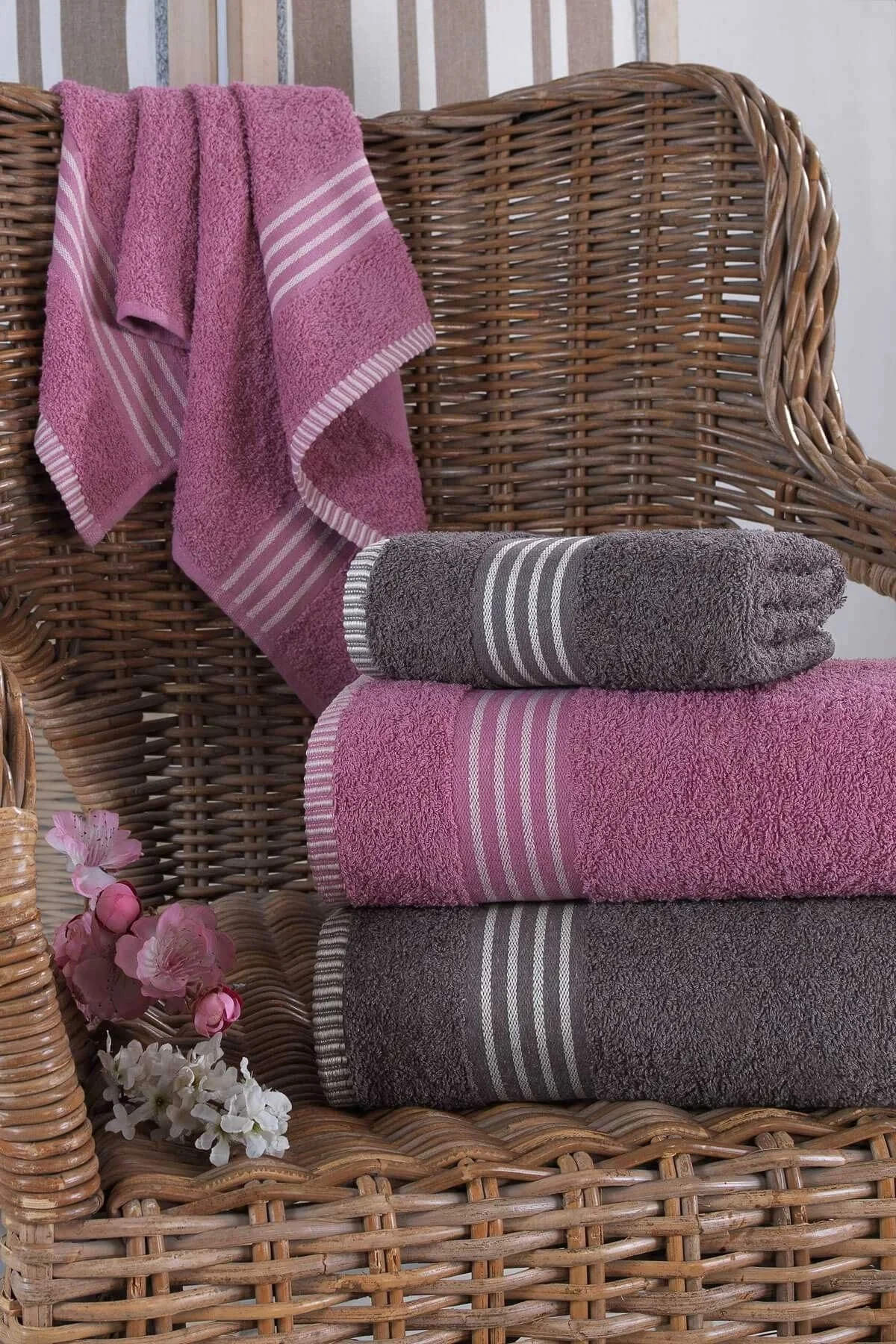 4 lü Kadın Erkek Banyo Havlusu Takımı Oscar Mürdüm Antasit - Mira Home Görsel 5