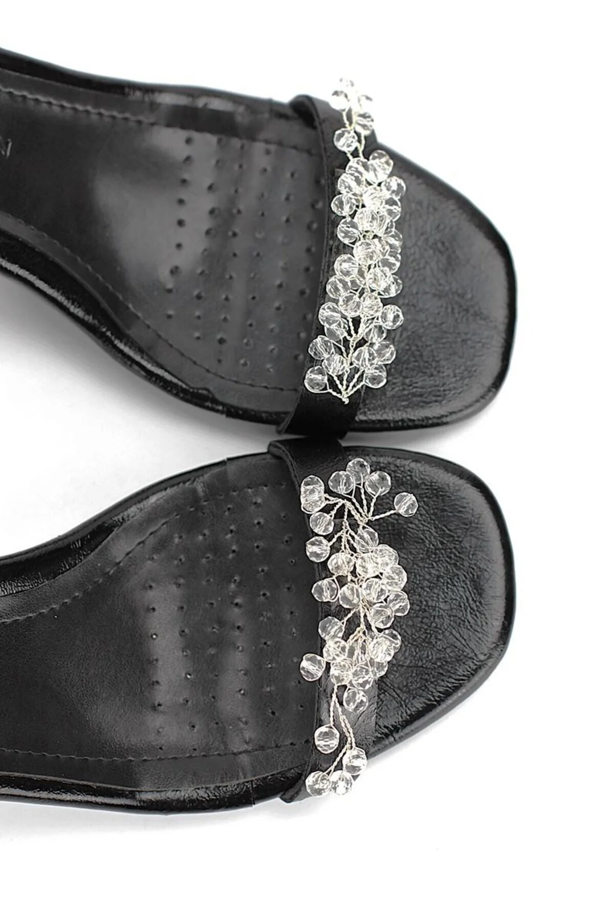 Pearl Esnek Yumuşak Kaymaz Taban (4/6 cm) Siyah Rugan El Yapımı Şeffaf Boncuk Detaylı Kadın Topuklu - Gökhan Talay Görsel 5
