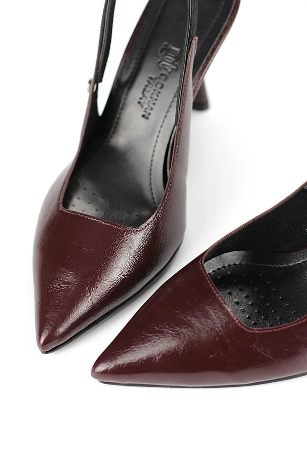 Lavender Esnek Yumuşak Kaymaz Taban (8 cm) Bordo Rugan Açık Lastikli Kadın Topuklu Ayakkabı - Gökhan Talay Görsel 3