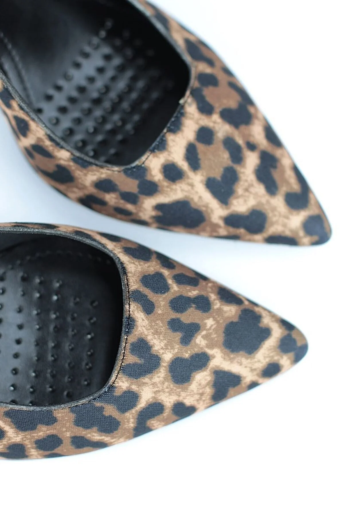 Lavender Esnek Yumuşak Kaymaz Taban (6-8 cm) Leopar Açık Lastikli Kadın Topuklu Ayakkabı - Gökhan Talay Görsel 4