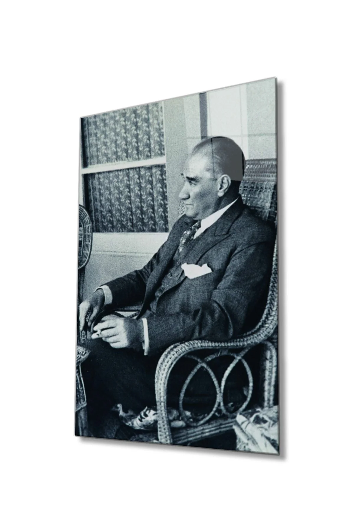 Atatürk Portresi Cam Tablo, Ev ve Ofis Duvar Dekoru, Hediyelik Büyük Temperli 4 mm Cam Tablo