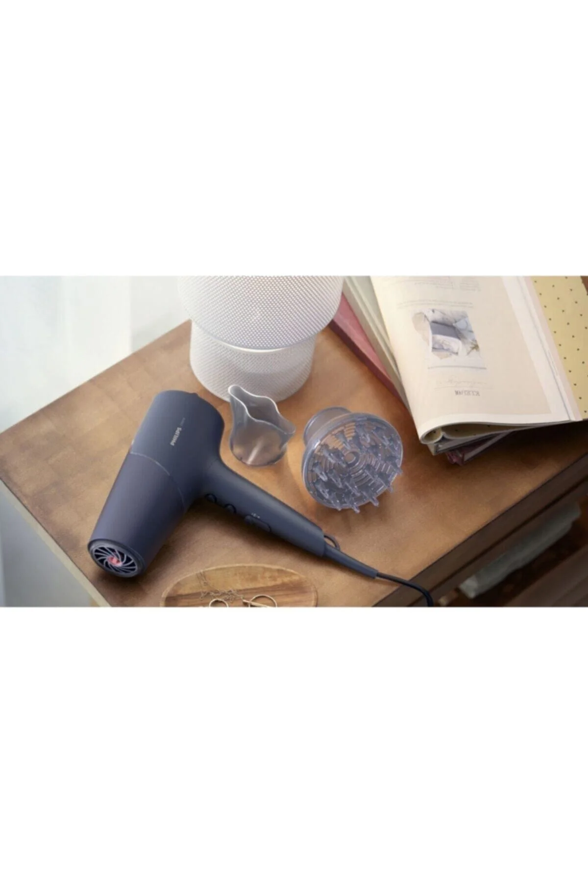 Essential Series 2300 W Iyonizer Saç Kurutma Makinesi, Lacivert - Philips Görsel 3