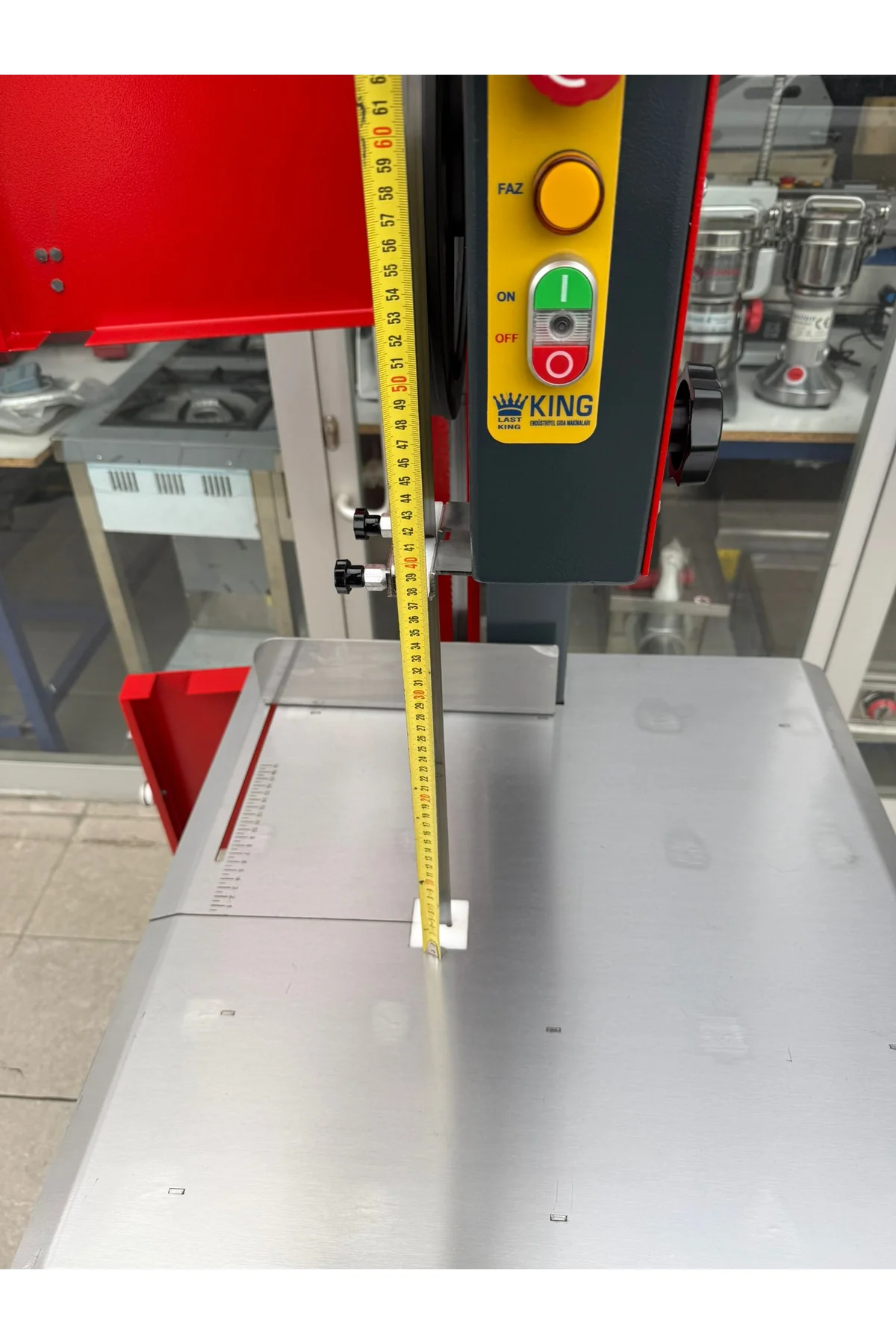 King Mezbaha Tipi Büyükbaş Hayvan Kemik Kesme Makinası 3 Beygir 2,2 Kw - king Görsel 6