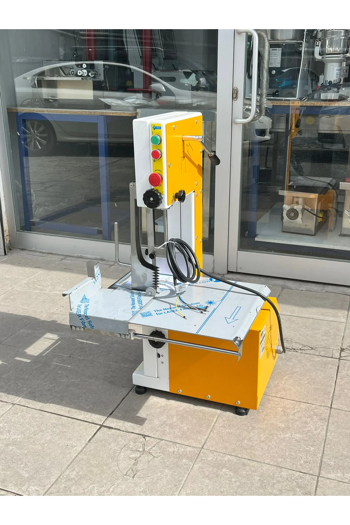 Hnc Elite Et Kemik Testeresi Yeni Model Otomatik Gergi 1,5 Kw 2 Beygir 220V - hnc-makina Görsel 3