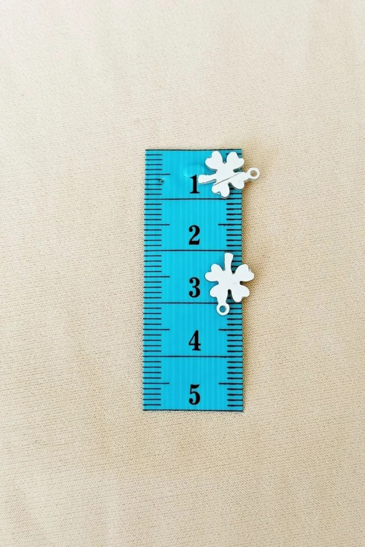 Oya Abiye Bileklik Kolye Pleksi Metalik Plastik Pul Gümüş Renk 8 gram 70 adet - BNC502 - Just Cheap Store Görsel 4