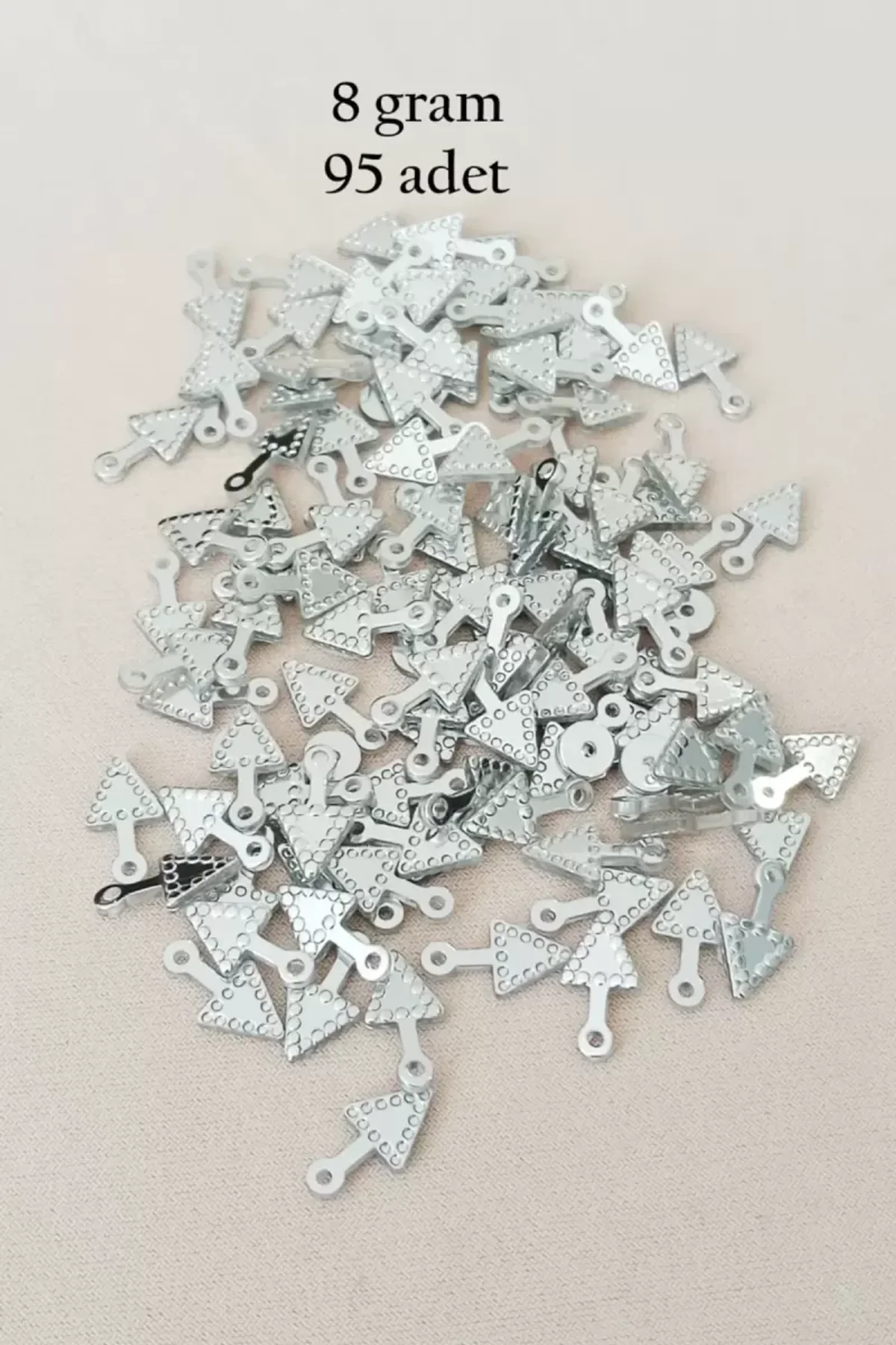 Oya Abiye Bileklik Kolye Pleksi Metalik Plastik Pul Gümüş Renk 8 gram 95 adet - BNC505