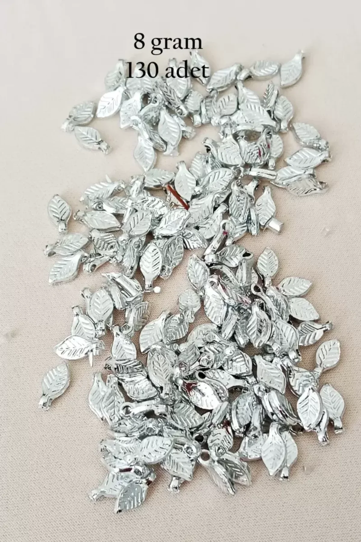 Oya Abiye Bileklik Kolye Pleksi Metalik Plastik Pul Gümüş Renk 8 gram 130 adet - BNC514