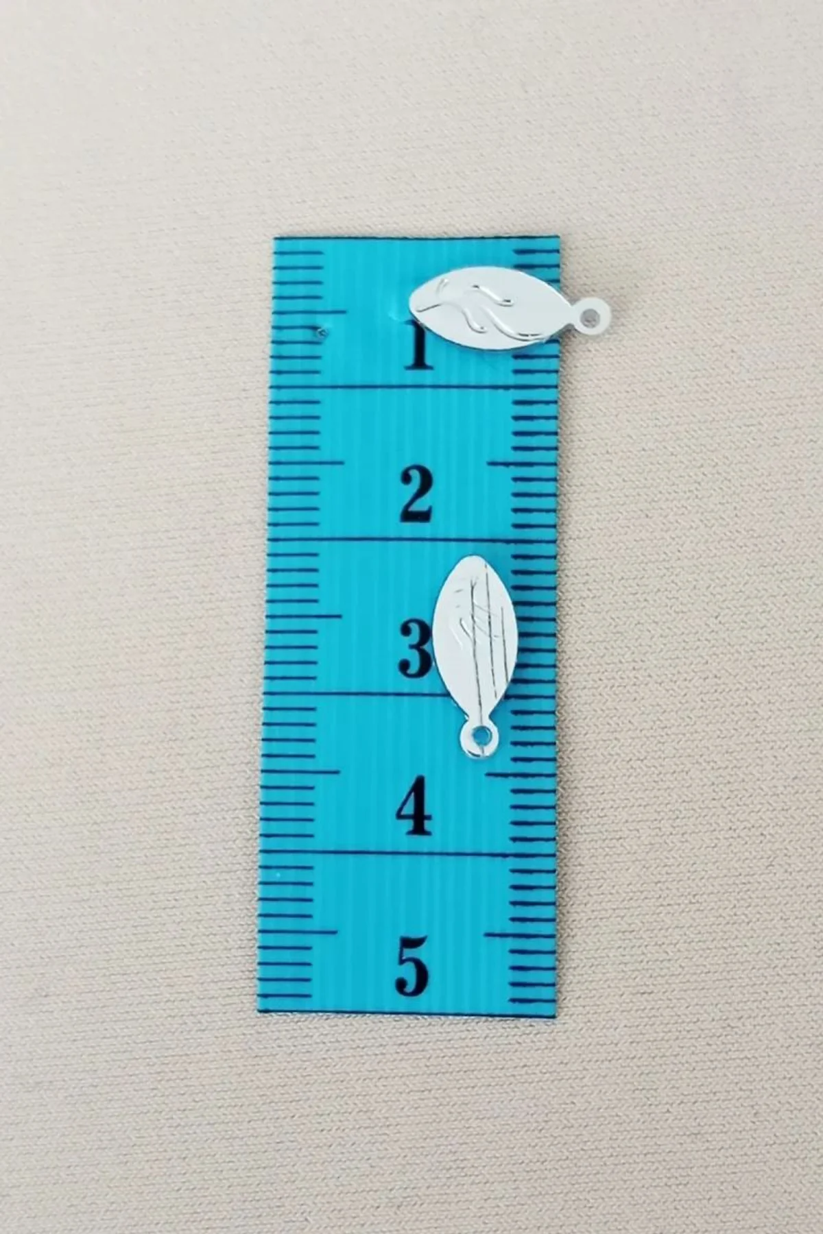 Oya Abiye Bileklik Kolye Pleksi Metalik Plastik Pul Gümüş Renk 8 gram 110 adet - BNC515 - Just Cheap Store Görsel 4