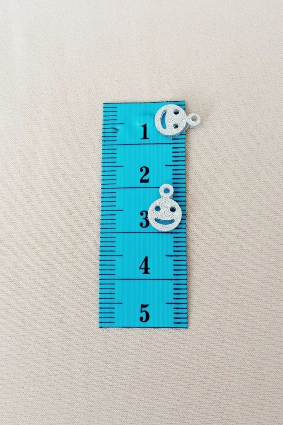 Oya Abiye Bileklik Kolye Pleksi Metalik Plastik Pul Gümüş Renk 8 gram 85 adet - BNC525 - Just Cheap Store Görsel 4