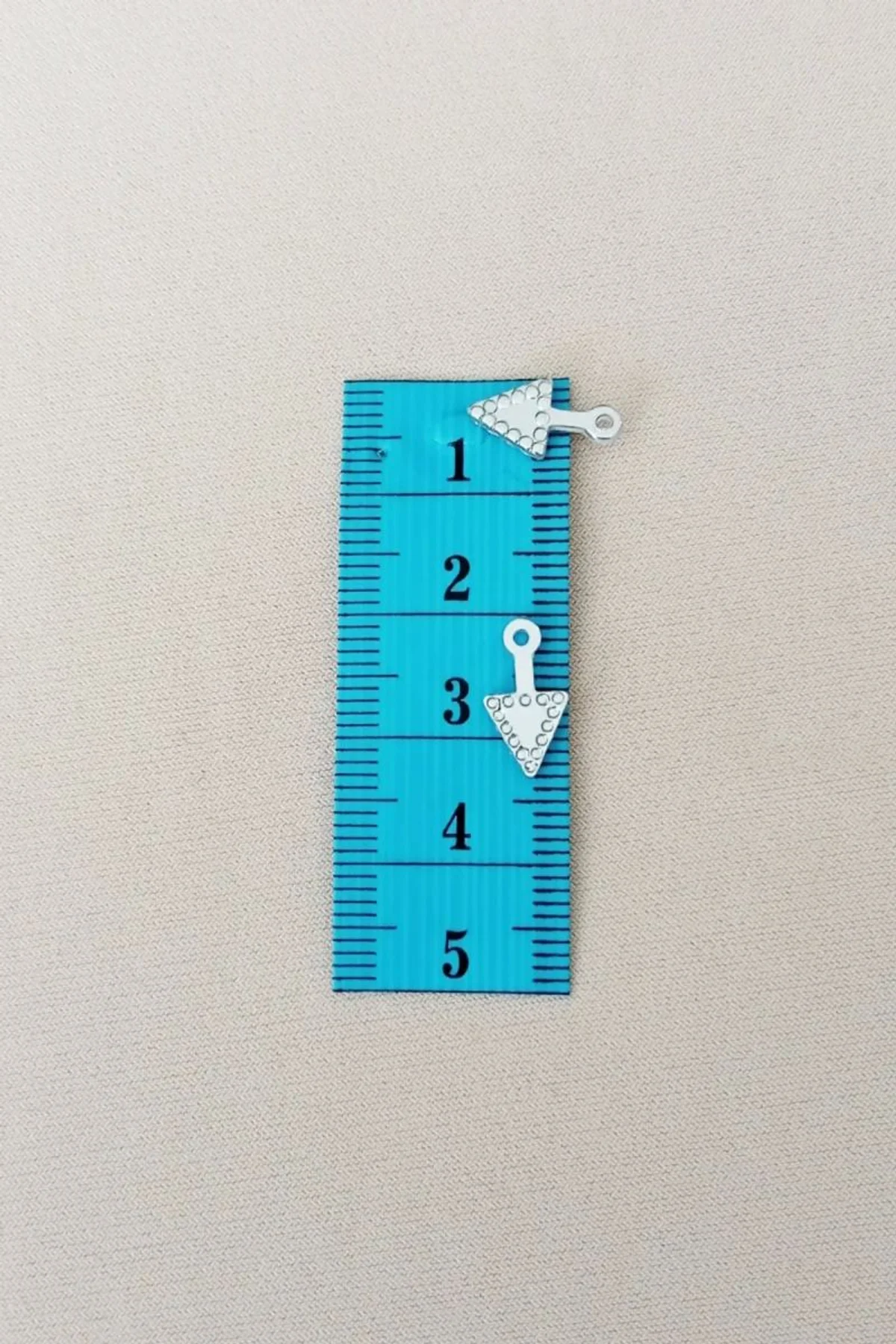 Oya Abiye Bileklik Kolye Pleksi Metalik Plastik Pul Gümüş Renk 24 gram 285 adet - BNC565 - Just Cheap Store Görsel 4