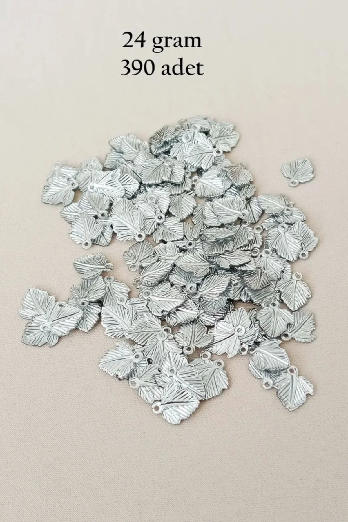 Oya Abiye Bileklik Kolye Pleksi Metalik Plastik Pul Gümüş Renk 24 gram 390 adet - BNC567 - Just Cheap Store Görsel 3