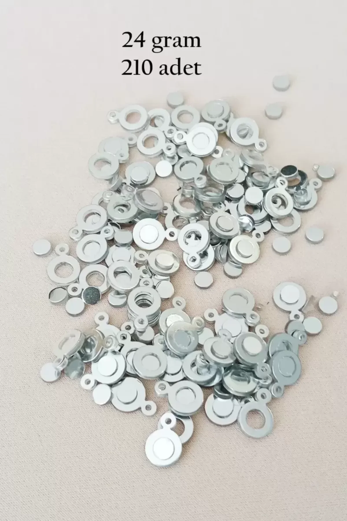 Oya Abiye Bileklik Kolye Pleksi Metalik Plastik Pul Gümüş Renk 24 gram 210 adet - BNC570