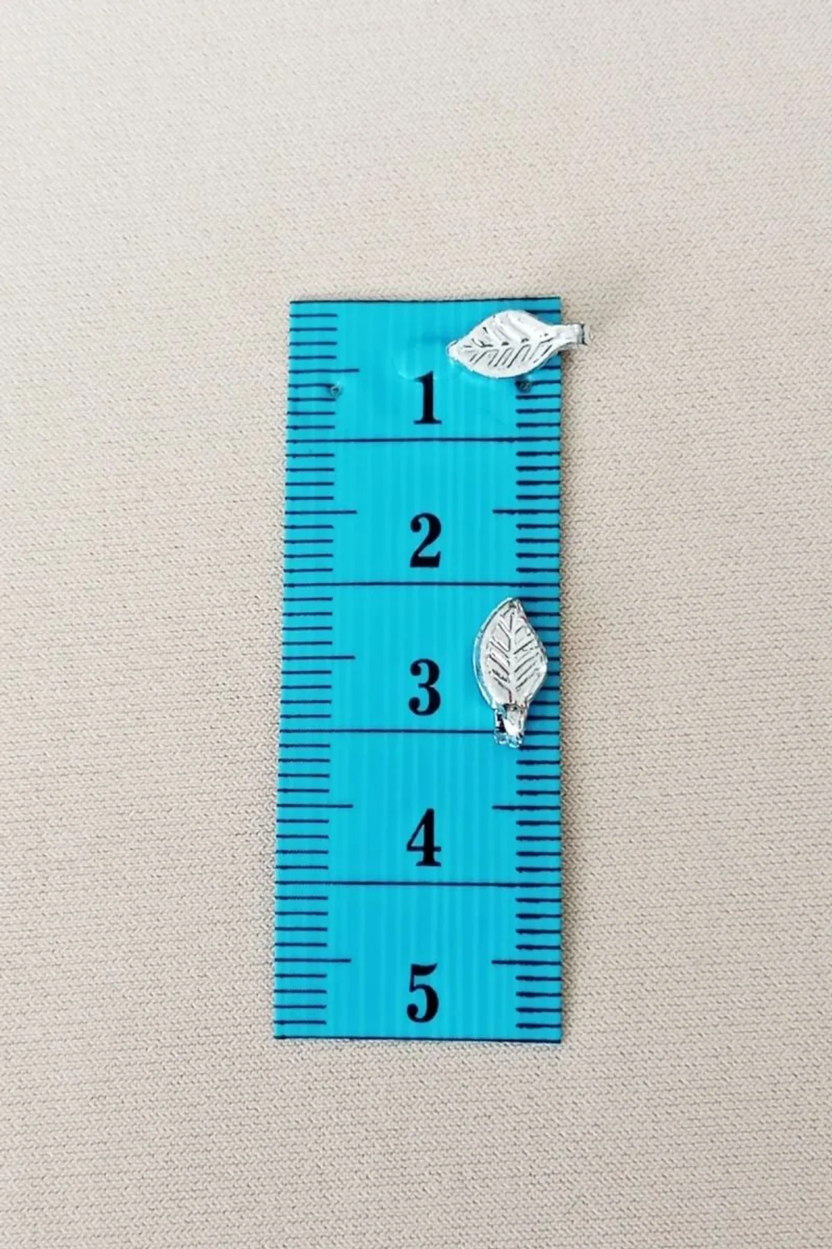 Oya Abiye Bileklik Kolye Pleksi Metalik Plastik Pul Gümüş Renk 24 gram 390 adet - BNC574 - Just Cheap Store Görsel 4