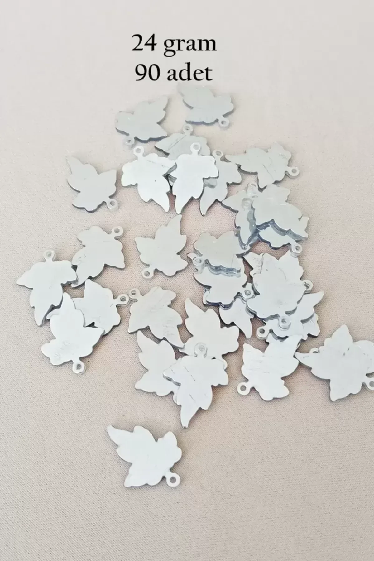 Oya Abiye Bileklik Kolye Pleksi Metalik Plastik Pul Gümüş Renk 24 gram 90 adet - BNC592