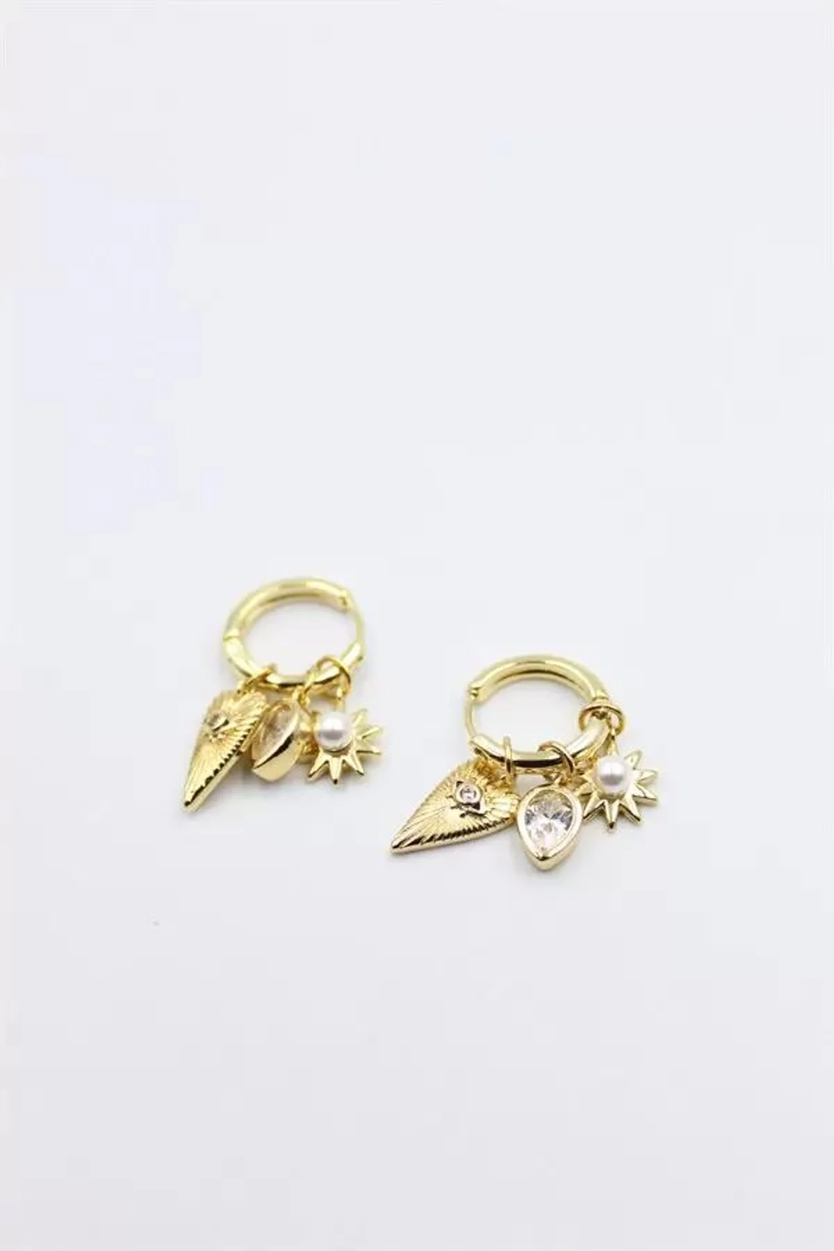 Taşlı Charm Küpe - Altın - Just Cheap Store Görsel 2