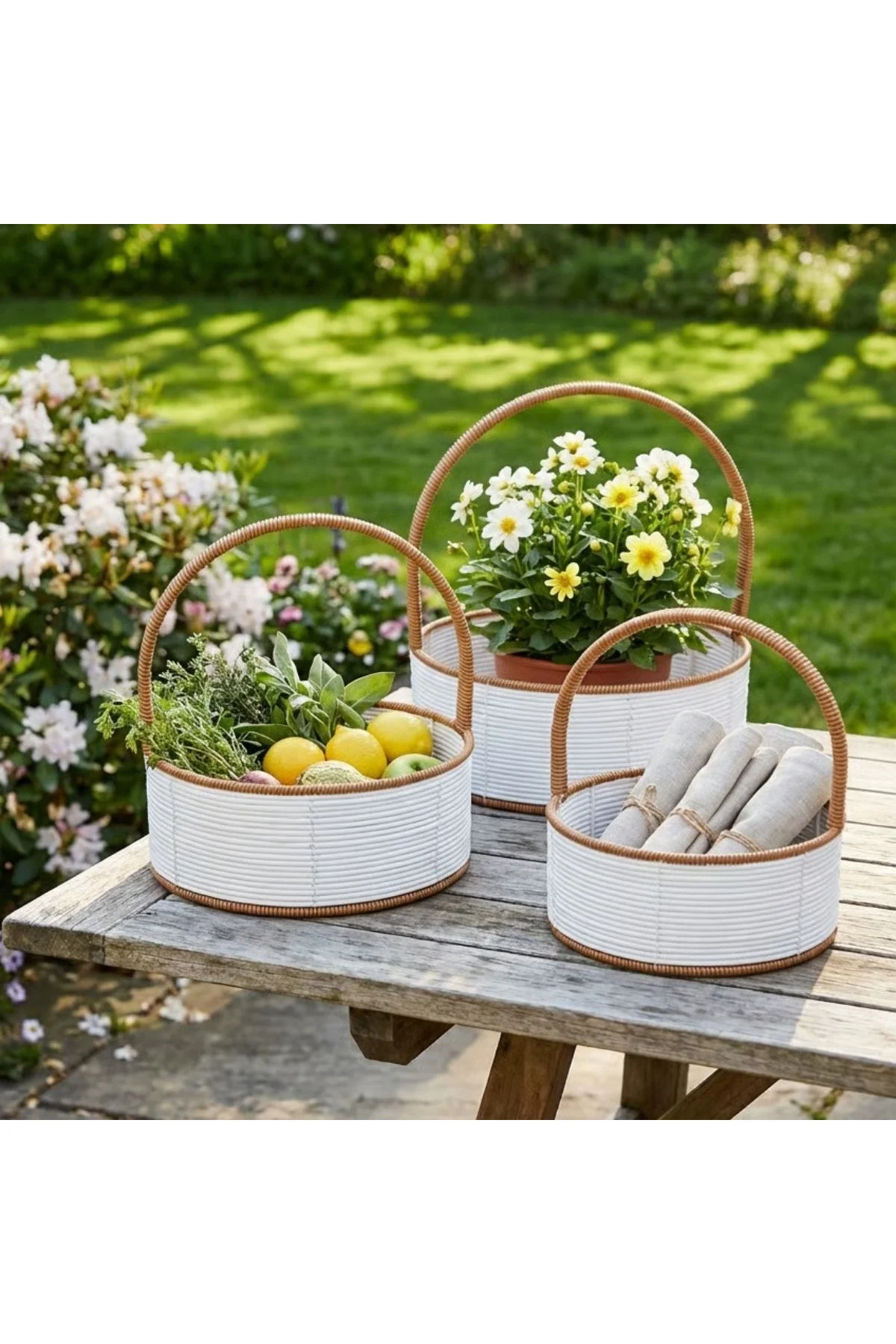 3 Boy İç İçe Geçebilen Plastik Rattan Sepetler–Beyaz Renkli,Kahverengi Saplı, Çok Amaçlı Düzenleyici - Just Cheap Store Görsel 4