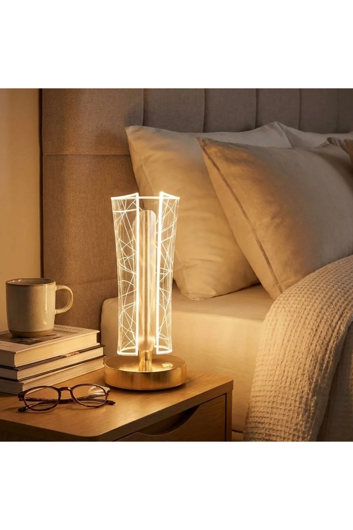 İki Yandan Kavisli Silindirik Geometrik Çizgi Model Kristal LED Masa Lambası – Dokunmatik, 3 Renk Iş - Just Cheap Store Görsel 3