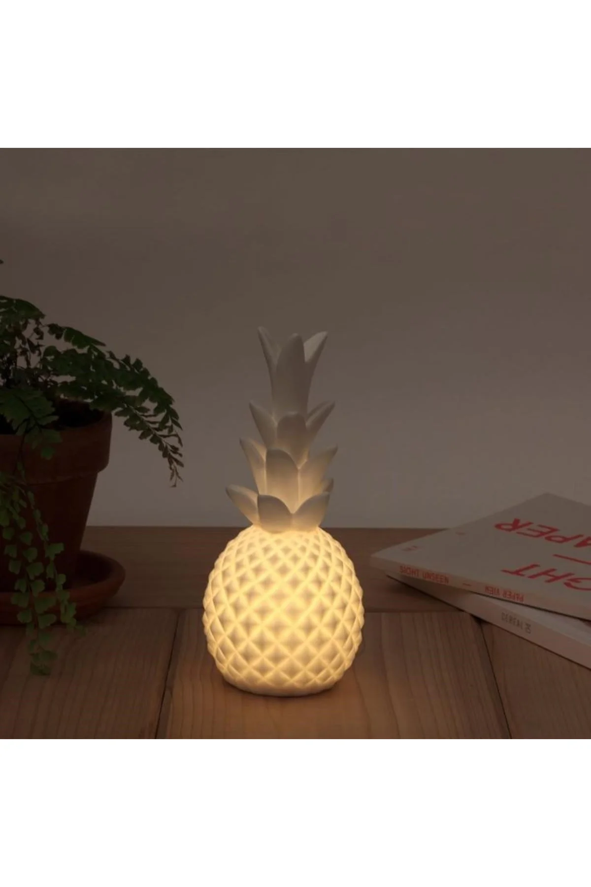 Ananas Şeklinde Desenli Büyük Boy Pilli Masa ve Gece Lambası (4741) - Just Cheap Store Görsel 3