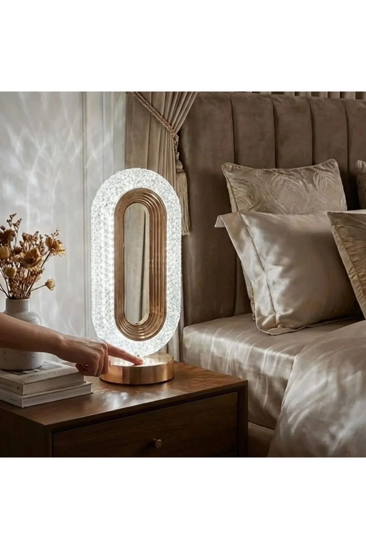 Oval Şeklinde Kristal LED Masa Lambası – Dokunmatik, 3 Renk Işık Modlu, Şarjlı Dekoratif Gece Lambas - Just Cheap Store Görsel 4
