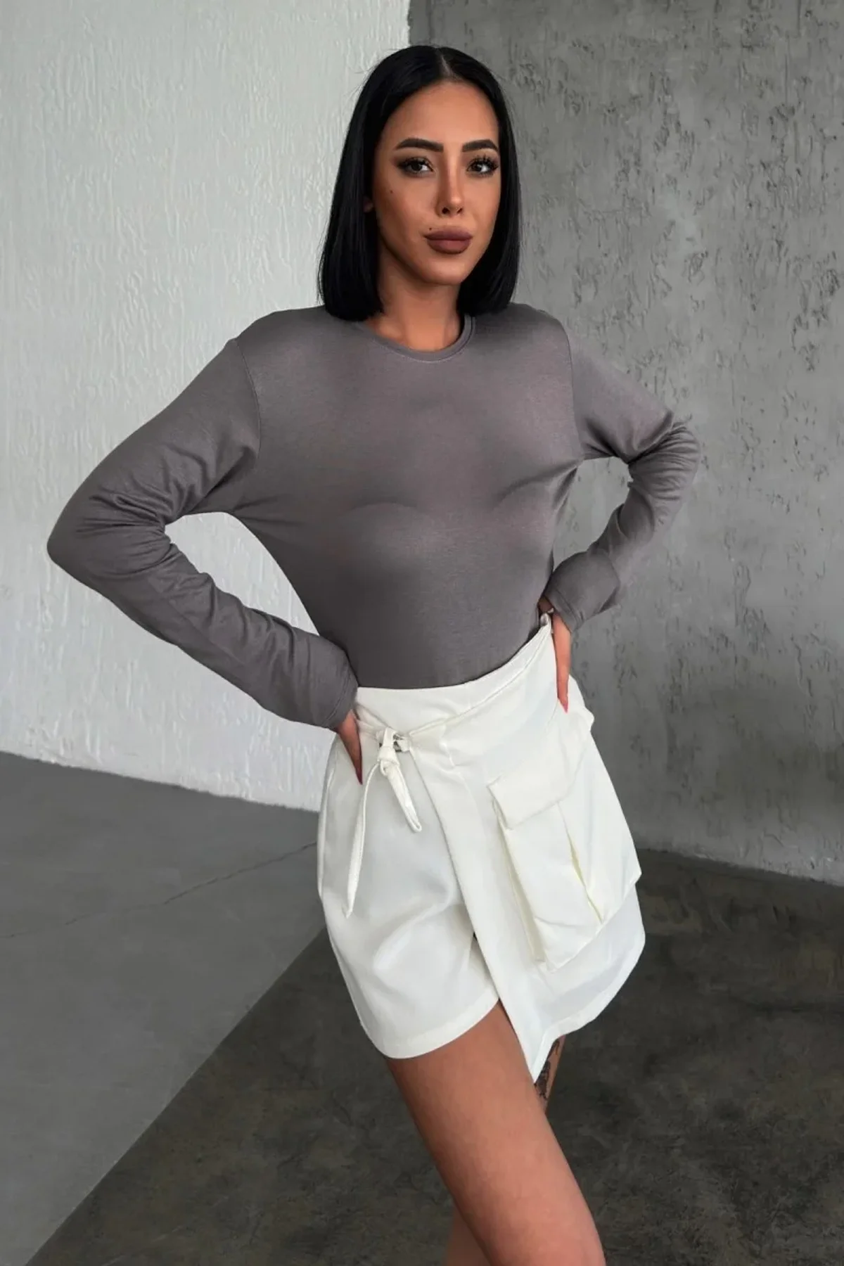 Rahat Ve Şık Uzun Kollu Bisiklet Yaka Likralı Viskon Penye Body Füme - Just Cheap Store Görsel 4