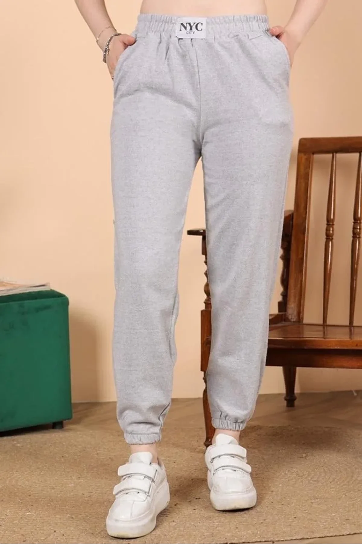 Rahatlığın Şıklığı Tarz Gri Paçası Lastikli Eşofman Altı - Just Cheap Store Görsel 4