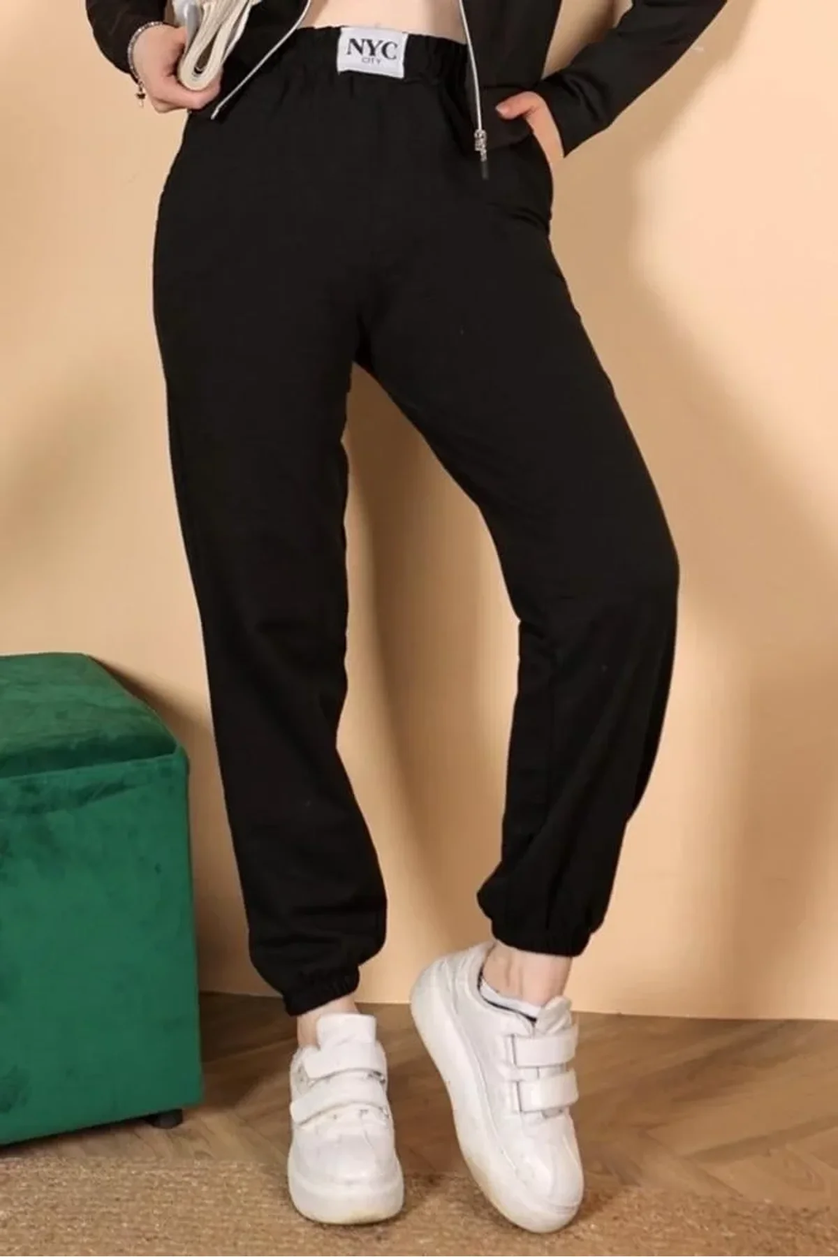 Rahatlığın Şıklığı Tarz Siyah Paçası Lastikli Eşofman Altı - Just Cheap Store Görsel 3