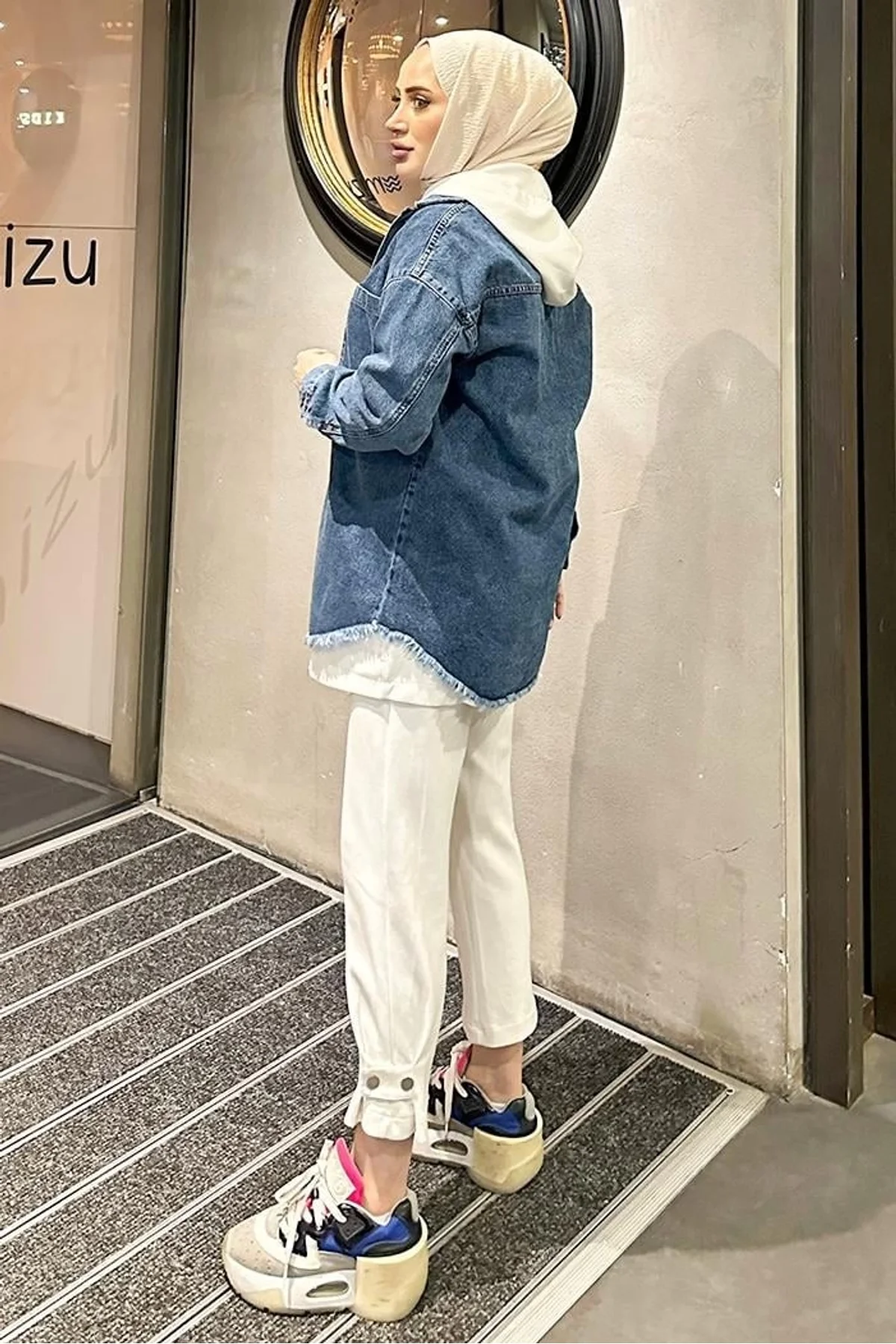 Koyu Mavi Kar Yıkama Püskül Detay Kot Ceket Oversize - Just Cheap Store Görsel 4