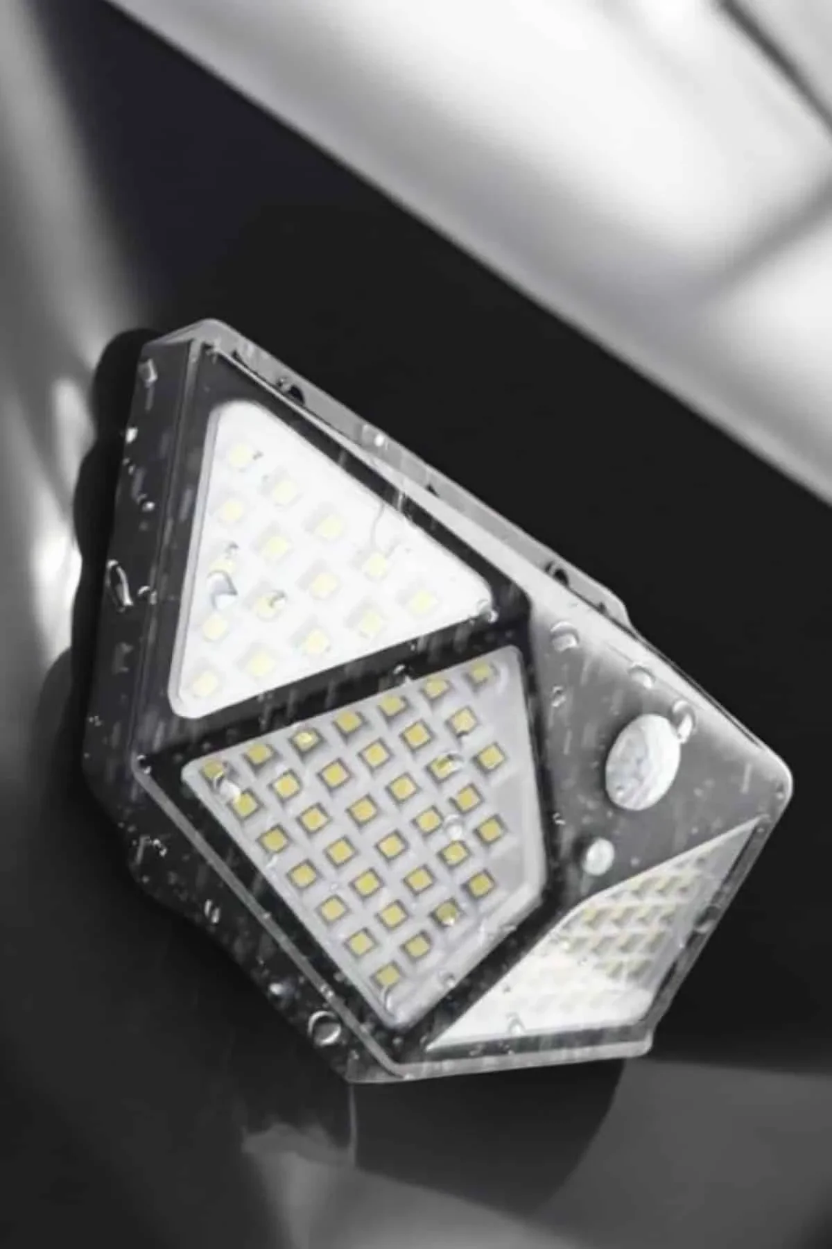 Güneş Enerjili Bahçe Aydınlatma Lambası Solar 100 Led Lamba - Just Cheap Store Görsel 3