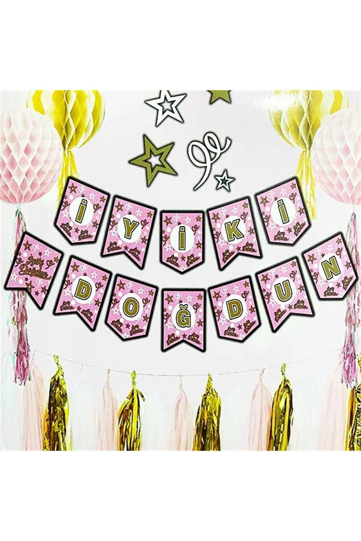 Pembe Üzeri Gold Harfli Iyi Ki Doğdun Yazı