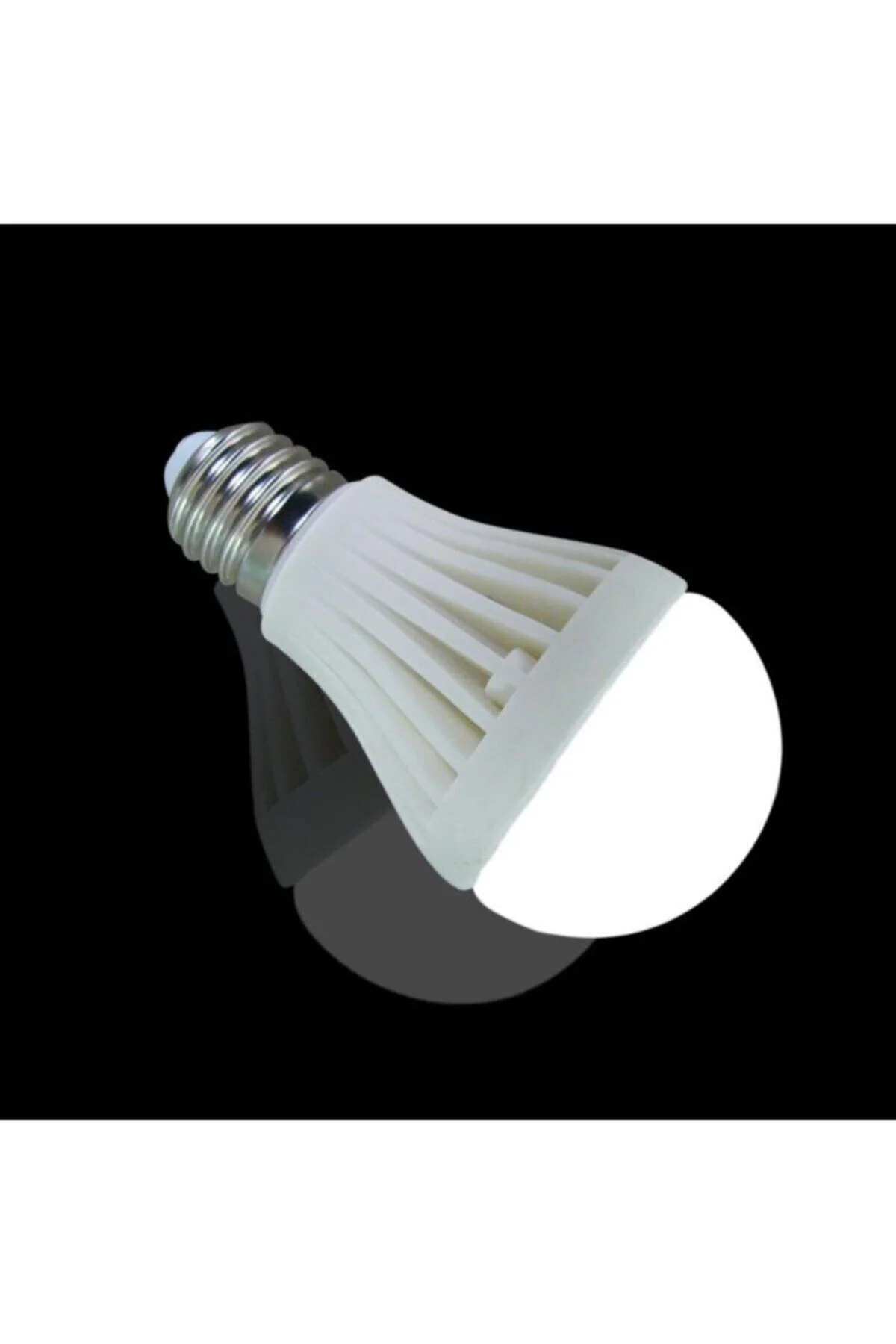 9w Enerji Tasarruflu Led Ampul ( 3 Adet )