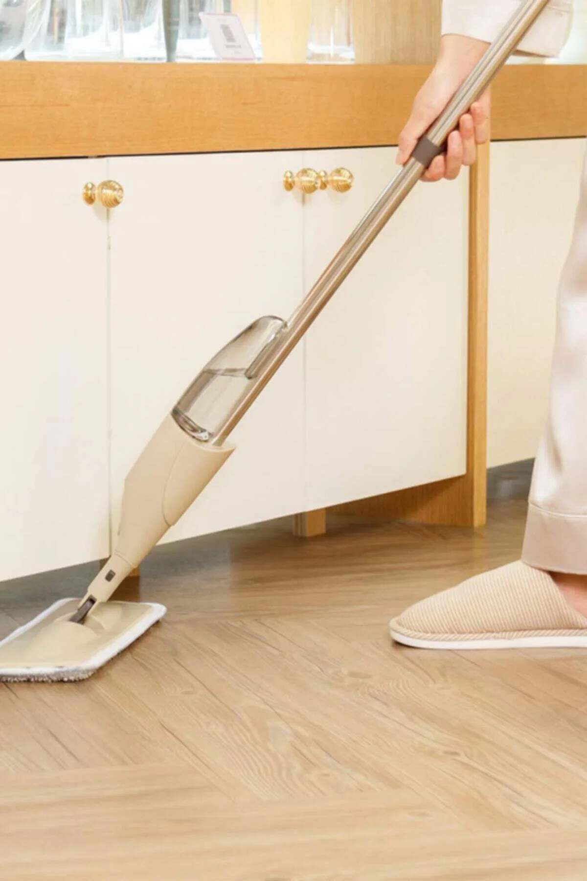 Microfiber Bezli 300ml Su Ve Deterjan Hazneli Paspas Mop
