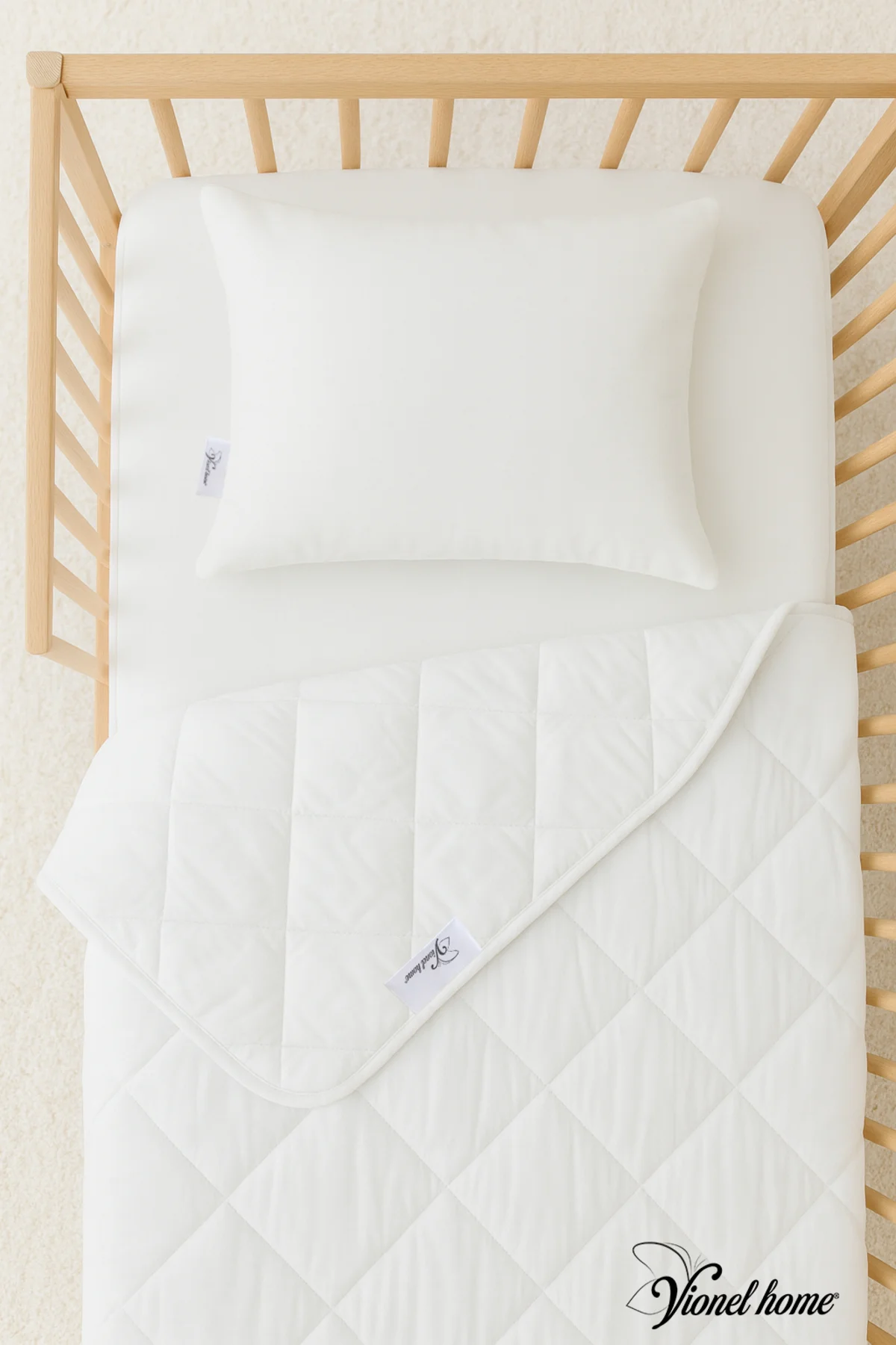 Ecotermo Beyaz Bebek Yorganı 95x145 Cm + 1 Adet 35x45 Bebek Yastığı | Yumuşak &amp; Nefes Alabilen - Vionel Home Görsel 2