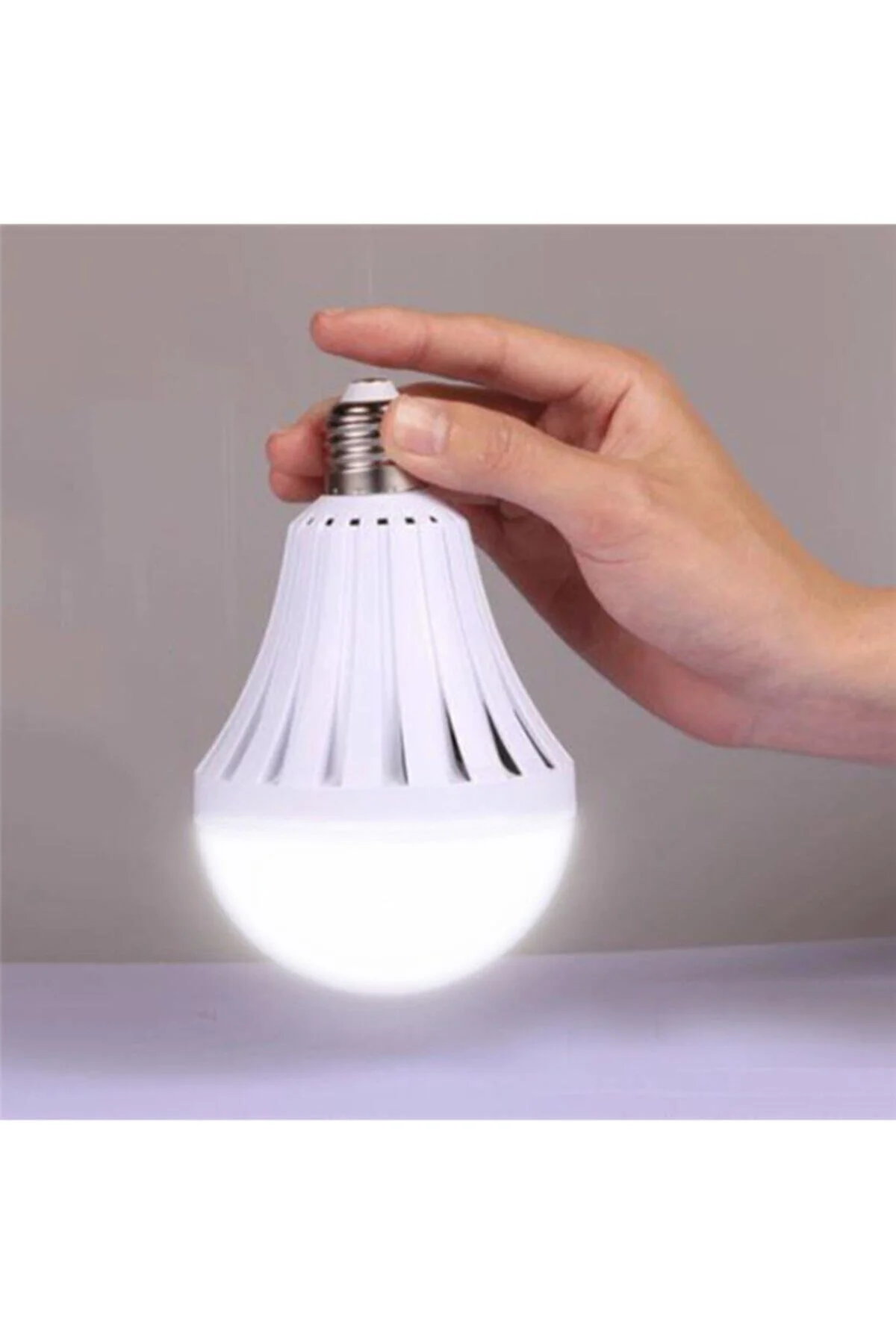 7w Şarjlı Ledli E27 Duylu Acil Durum Lambası (180 Dk) Beyaz (6500k)