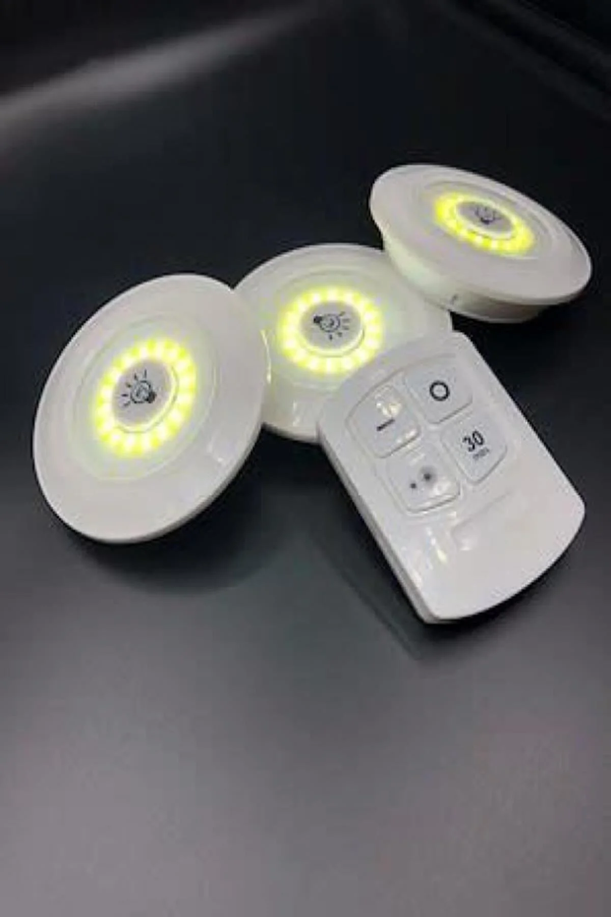 3lü Uzaktan Kumandalı Yapışkanlı Kablosuz Led Spot Lambalar - PEKSHOP Görsel 3