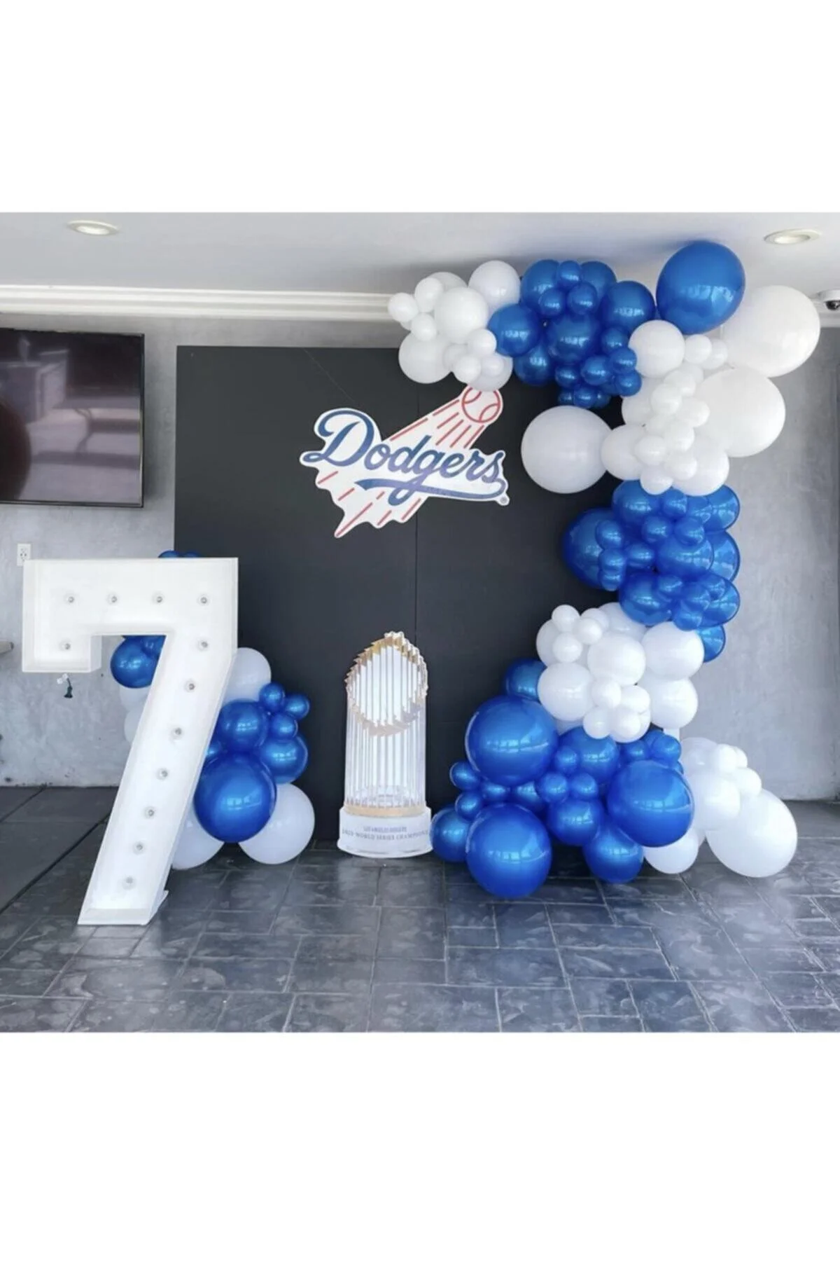 Mavi Beyaz Balon Konsept Zinciri - PEKSHOP