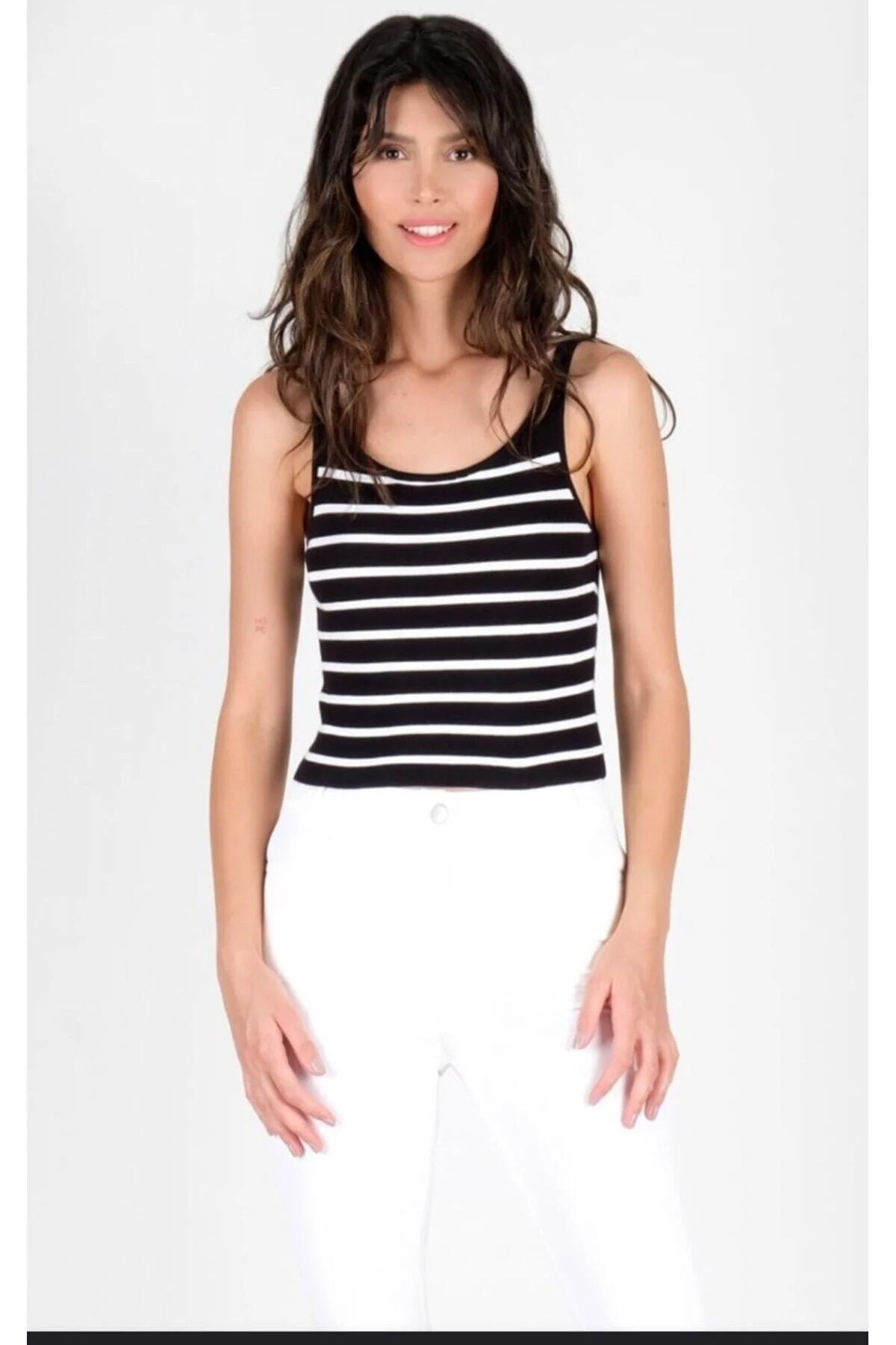 Siyah Beyaz Çizgili Kare Yaka Atlet Triko Bluz Crop S / M / L Beden Uyumlu - PEMBECİN Görsel 4
