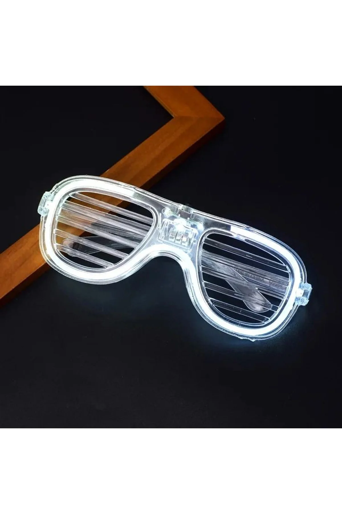 Beyaz Led Işıklı Parti Gözlüğü - Neon Glow Şerit Gözlük 3 Modlu - Just Cheap Store Görsel 4