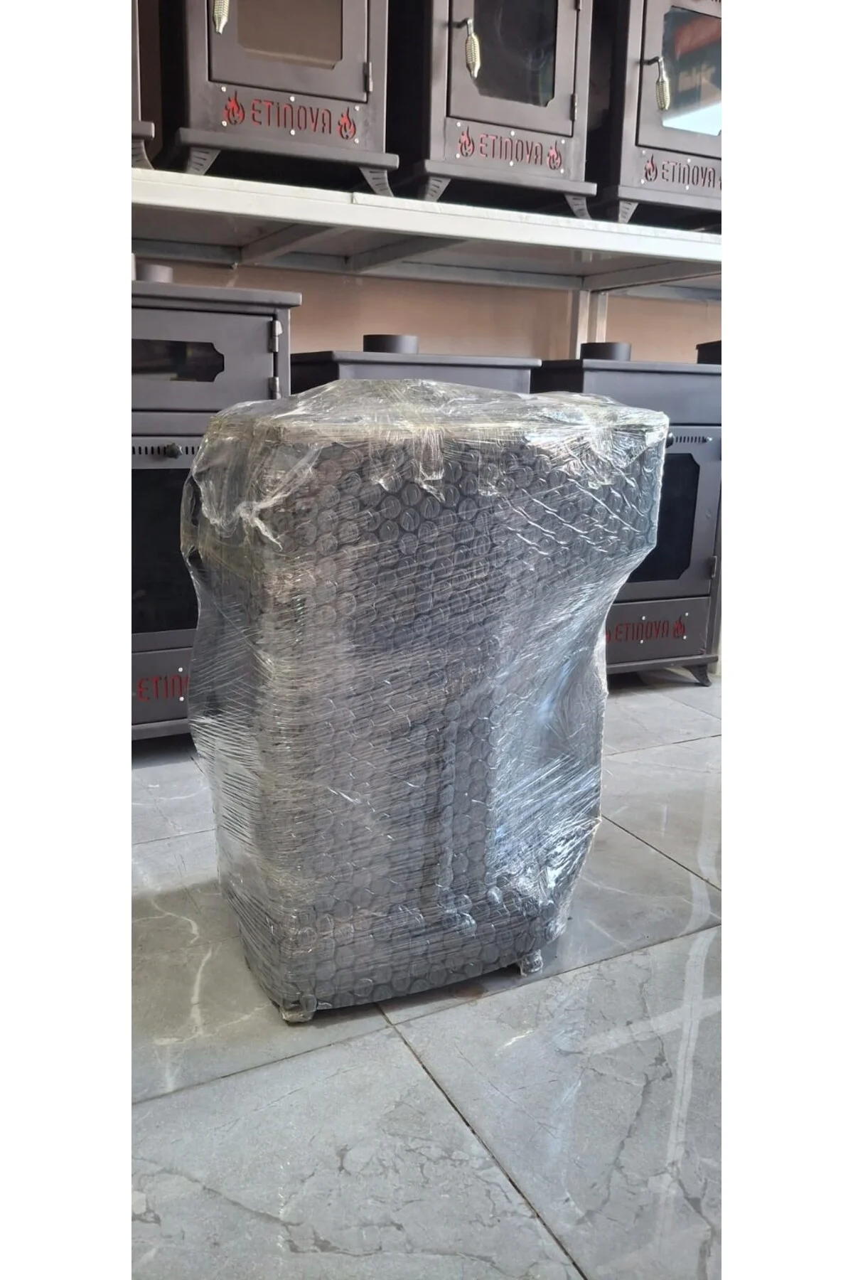 Eti-K5 Küçük Üç Tarafı Camlı Fırınsız Şömine Tipi Pelet Soba - etinova Görsel 6