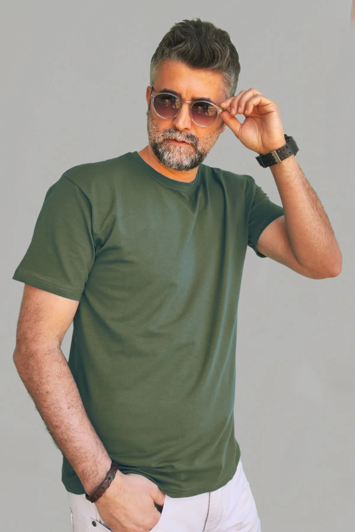 Erkek Petrol Mavi Slim Fit Bisiklet Yaka Pamuk Elastan Basic Tişört - Vien&Karl Görsel 3