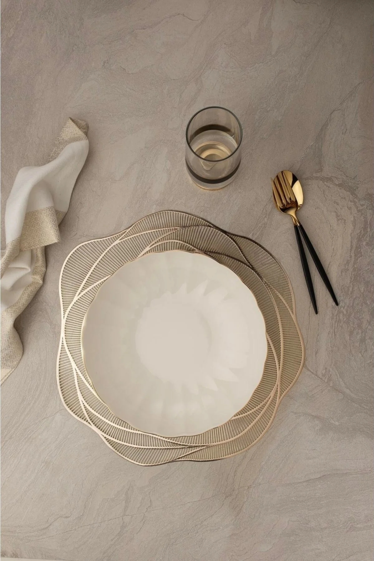 Bone Luz Altın Yaldzlı Bowl Kase 25x6cm 2000ml Tekli BNLZF25KS00 - Kütahya Porselen Görsel 4